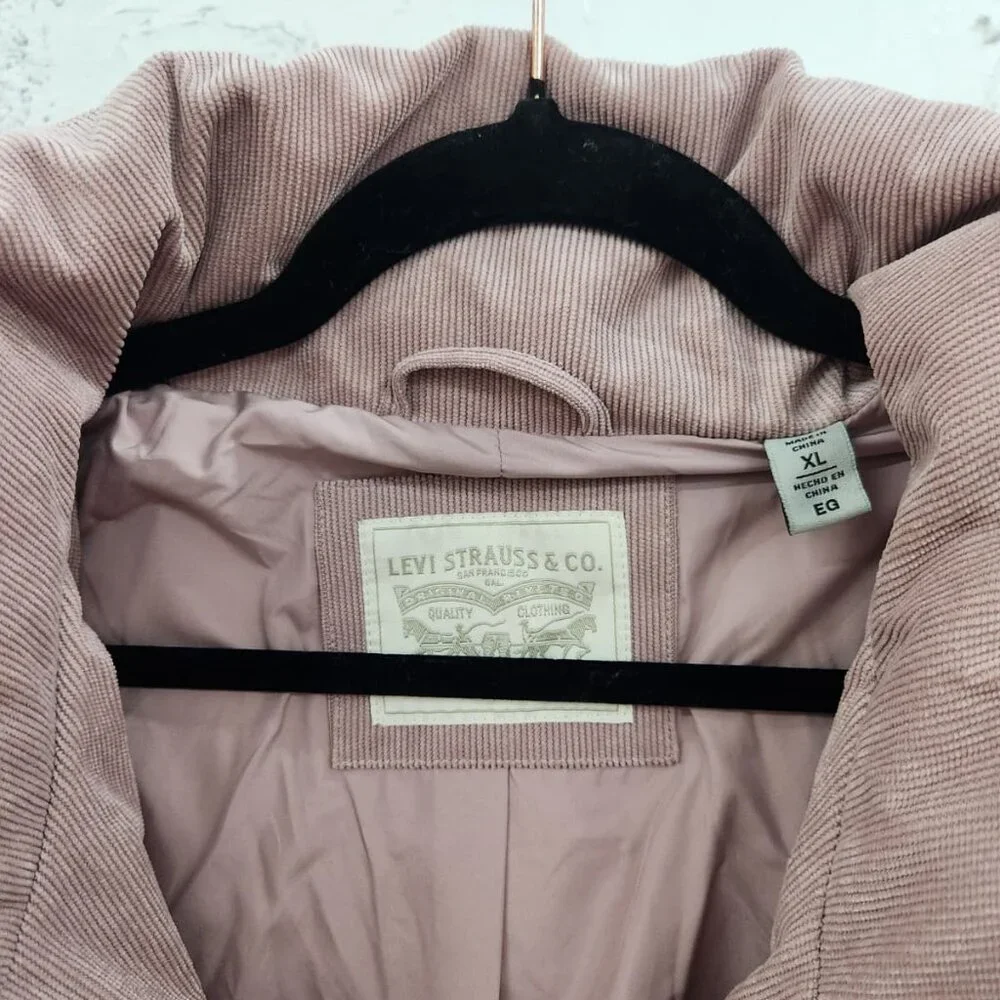 Levi’s Women’s Corduroy Puffer Jacket Mauve Pink Size XL - Picture 3 of 9